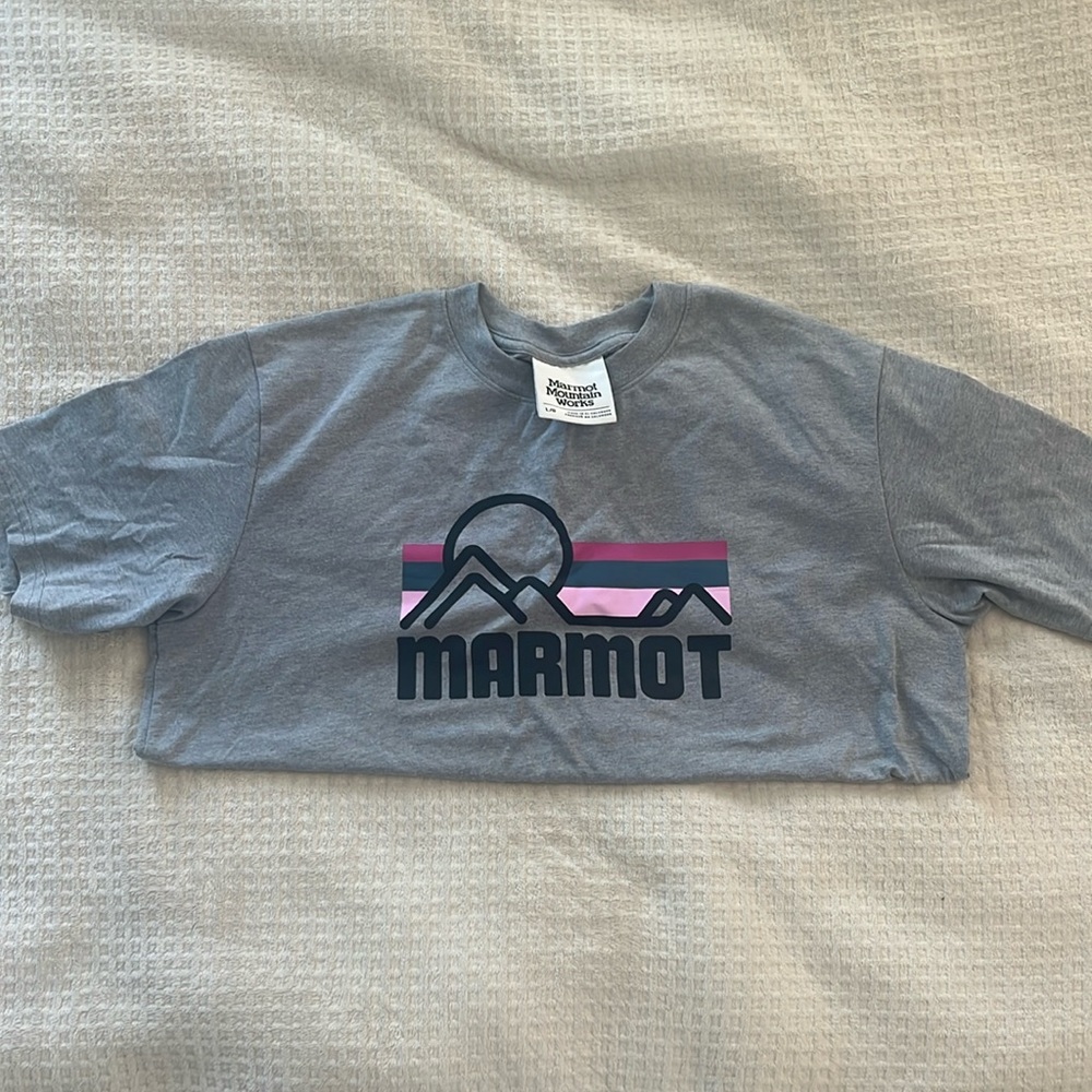Marmot Gray Graphic T-Shirt